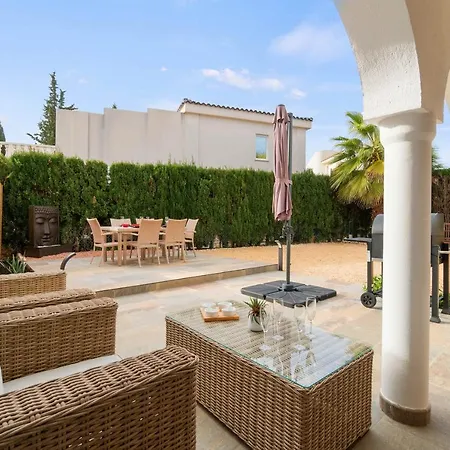 Ashanti Garden Luxury Short Term Duplex Altea Apartment *